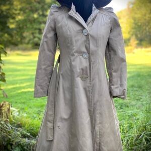 Chic Beige Women's vintage Trench Coat